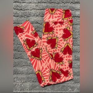 LuLaRoe Filigree Hearts leggings OS
